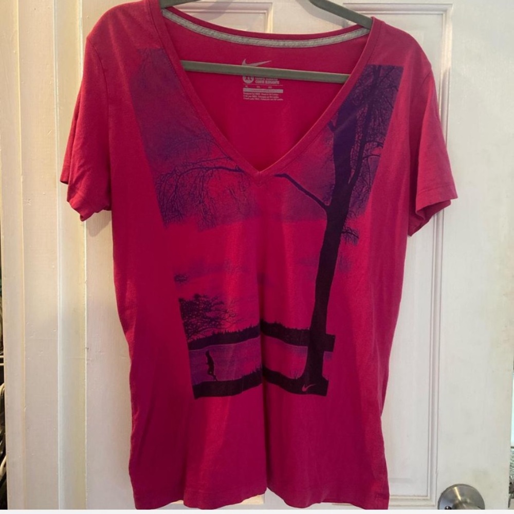 Nike Women's vintage V-Neck tee